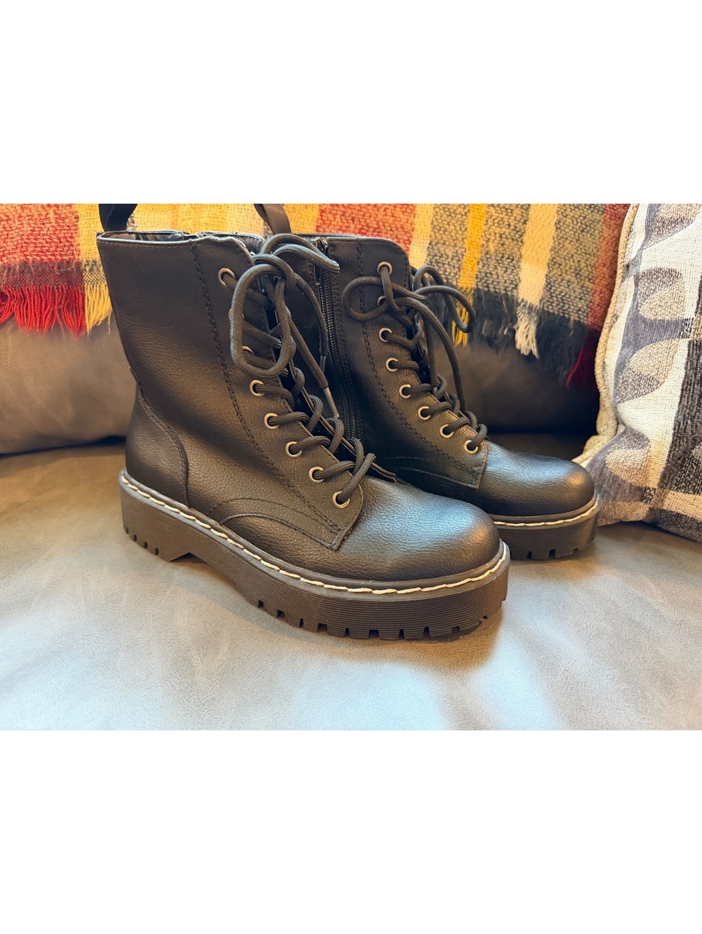 UNIONBAY Hayden Combat Boots Womens 7M Black Lace Up Side Zip Lug Sole Grunge